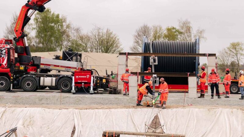 Verbindung für Windstrom von der Nordsee: Schwerlasttransporter liefert Kabel für Energiewendeprojekt