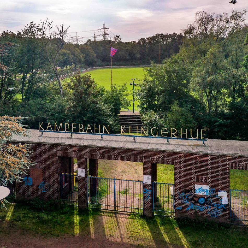 Kampfbahn Klingerhuf: Verein entwickelt ehemaligen Sportplatz in Neukirchen-Vluyn zum Begegnungsort