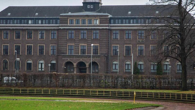 Nach juristischem Rückschlag: Neuer Vorstoß für Denkmalschutz der Krefelder Edelstahlwerke