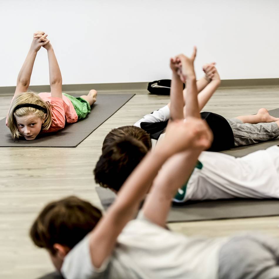 Für Familien in Mönchengladbach: Bewegungszirkus und Kinderyoga  – was die Jugendgesundheitswoche bietet