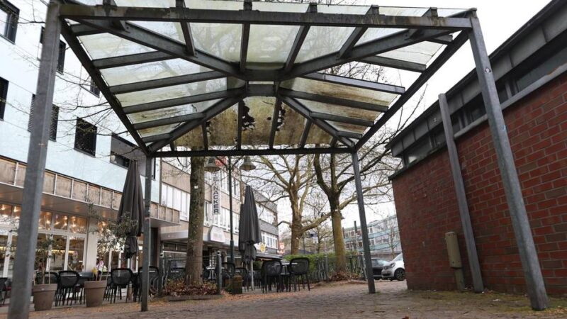 Pläne in Leverkusen: Glaspavillon am Opladener Markt wird abgerissen