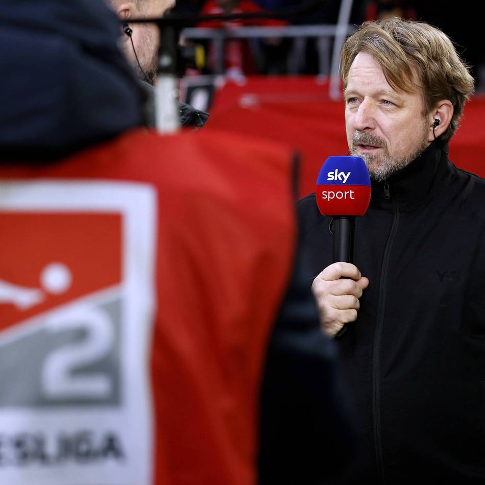 Umstrittene Entscheidung gegen Fortuna: Kein Elfmeter für Egouli – warum Mislintat trotzdem den Schiedsrichter lobt