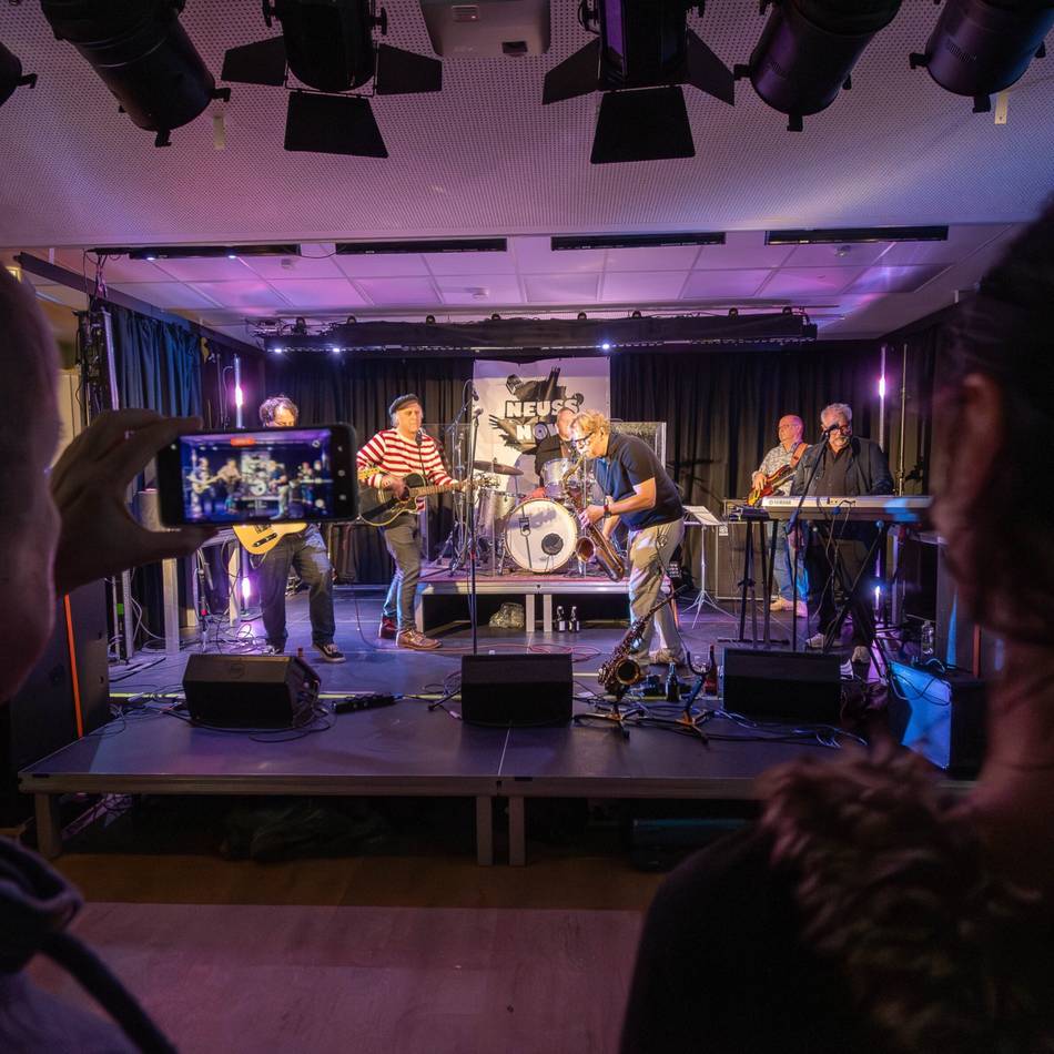 50 Jahre Krautrock in Neuss: „Zweistein“ feiert mit der „Zeltinger Band“