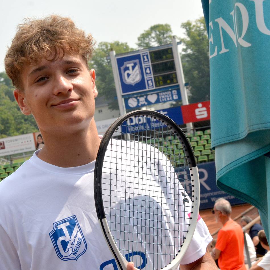 Tennis-Herren erfolgreich: SV Budberg steigt auf und schreibt Geschichte