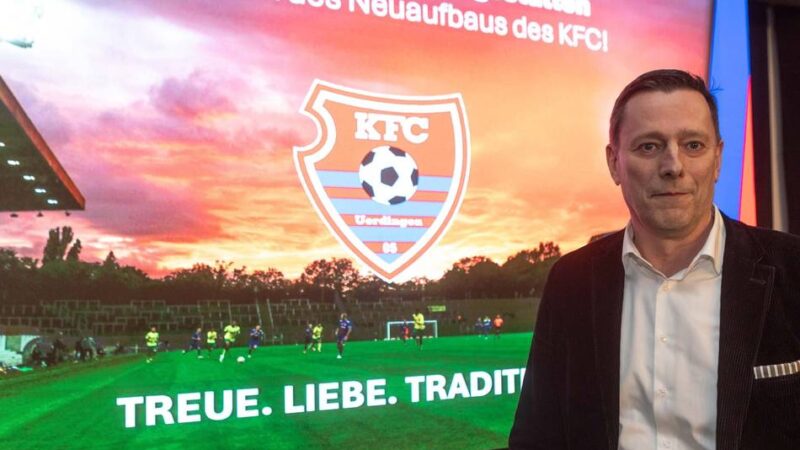 Fünf Männer und eine Frau: Mit Norbert Philipp an der Spitze – das ist der künftige Vorstand des KFC Uerdingen