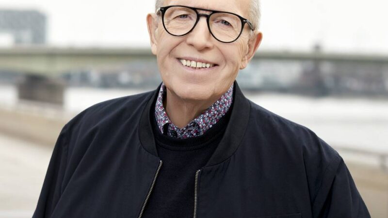 Im April in der Peter-Giesen-Halle: Rainer Calmund startet das Kulturjahr in Jüchen