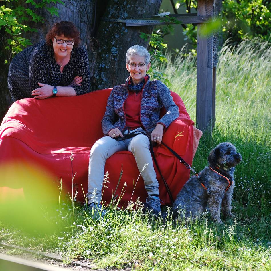 Aktion in Lintorf: Platz nehmen auf der Plauderbank