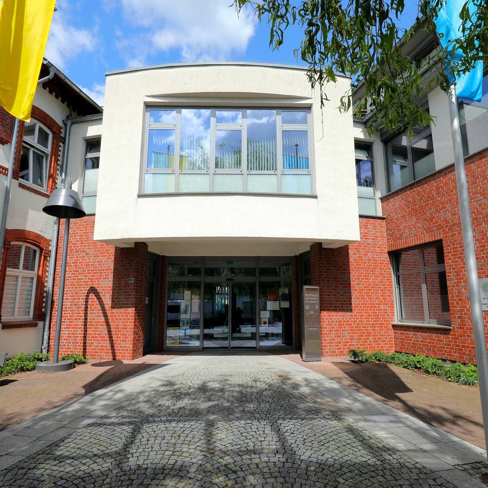 Transparentere Politik: Alpen setzt Beamer bei Sitzungen ein