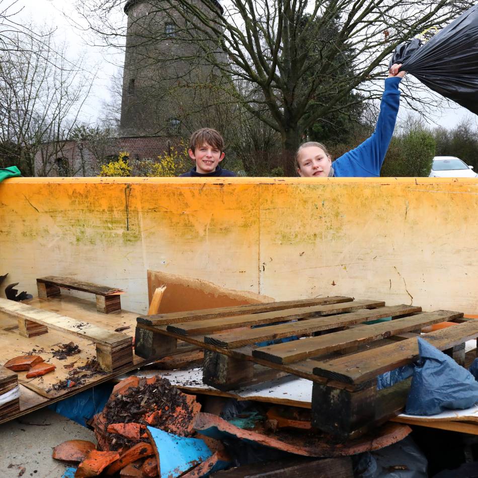 Dorfputz in Menzelen: Rege Beteiligung bei Müllsammelaktion