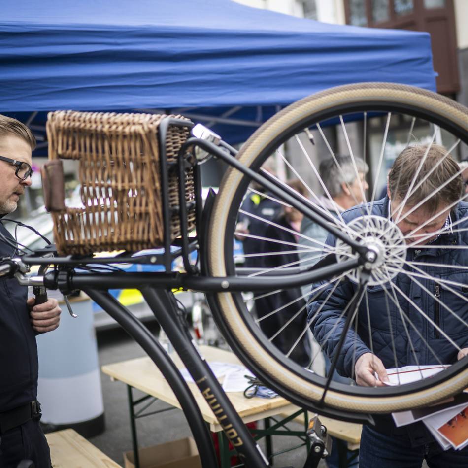 Schlösser, Abstellort, Tracker: Fünf Tipps, um das Fahrrad vor Diebstahl zu schützen