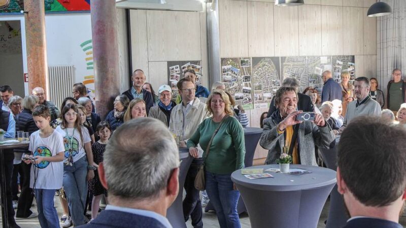 Jubiläum in Düsseldorf: Viel Licht, aber auch ein wenig Schatten in Hellerhof – Jüngster Stadtteil wird 50