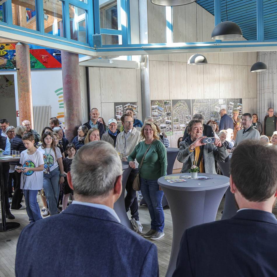 Jubiläum in Düsseldorf: Viel Licht, aber auch ein wenig Schatten in Hellerhof – Jüngster Stadtteil wird 50