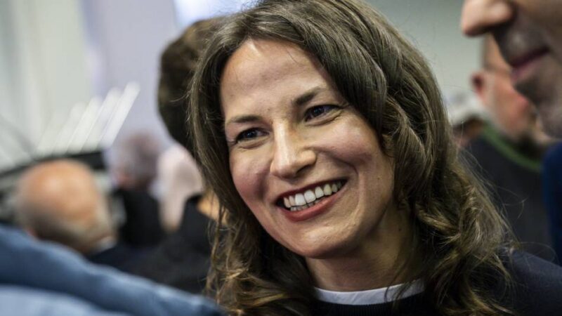 Kandidatin ist mit Düsseldorfer OB liiert: Politik einigt sich auf Nachbesetzung für Kämmerer-Posten in Neuss