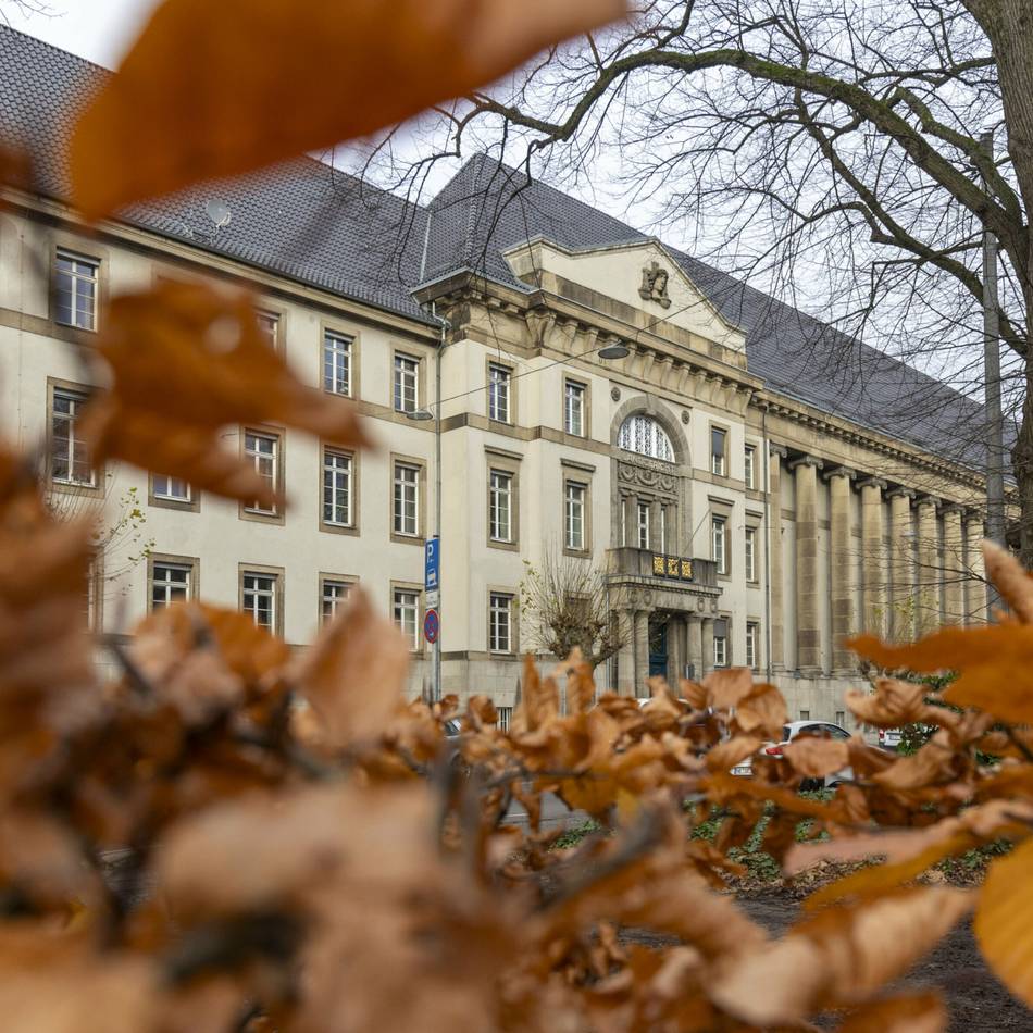Gerichtsverfahren in Krefeld: Wegen Raubes angeklagt, wegen Nötigung verurteilt