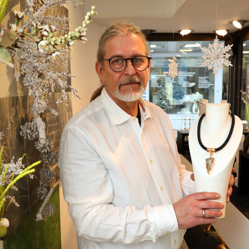 Schmuckdesigner aus Moers: „Gold, verarbeitet zu Schmuck, eignet sich immer als Anlage“