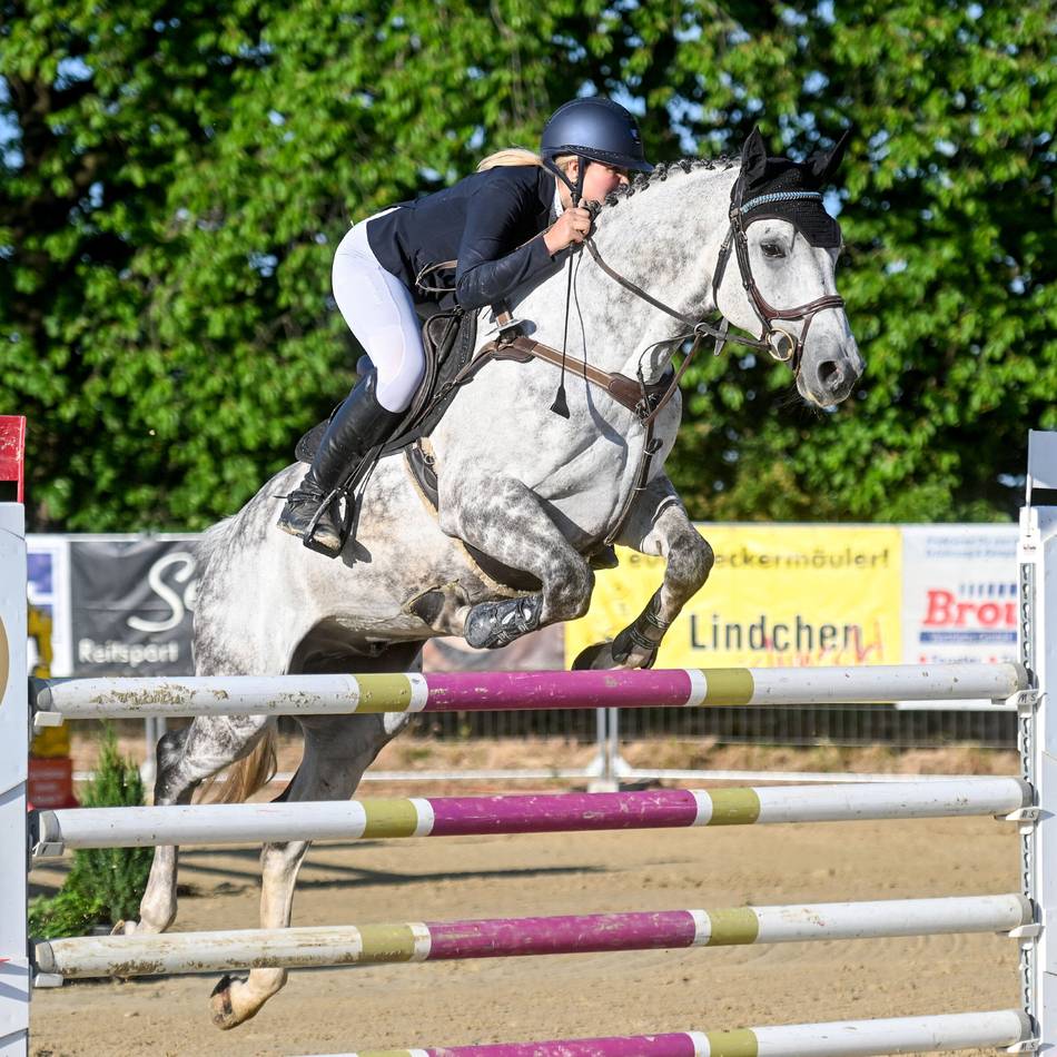 Frühjahrsturnier am 16. und 17. Mai: Beim „Jump & Beer“ bleibt garantiert kein Auge trocken