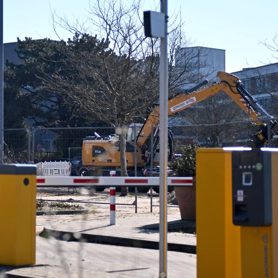 Bauarbeiten am Clemens-Hospital: Parkplätze am Krankenhaus in Geldern werden knapp