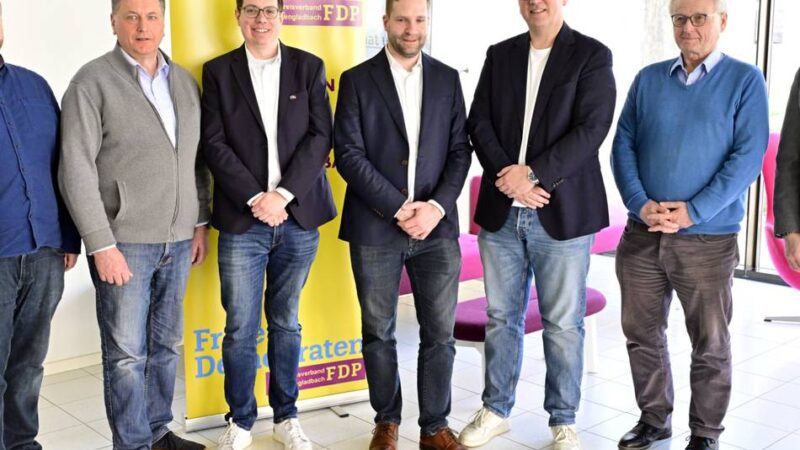 Parteitag in Mönchengladbach: Welche Schlüsse die FDP aus der Wahlniederlage zieht