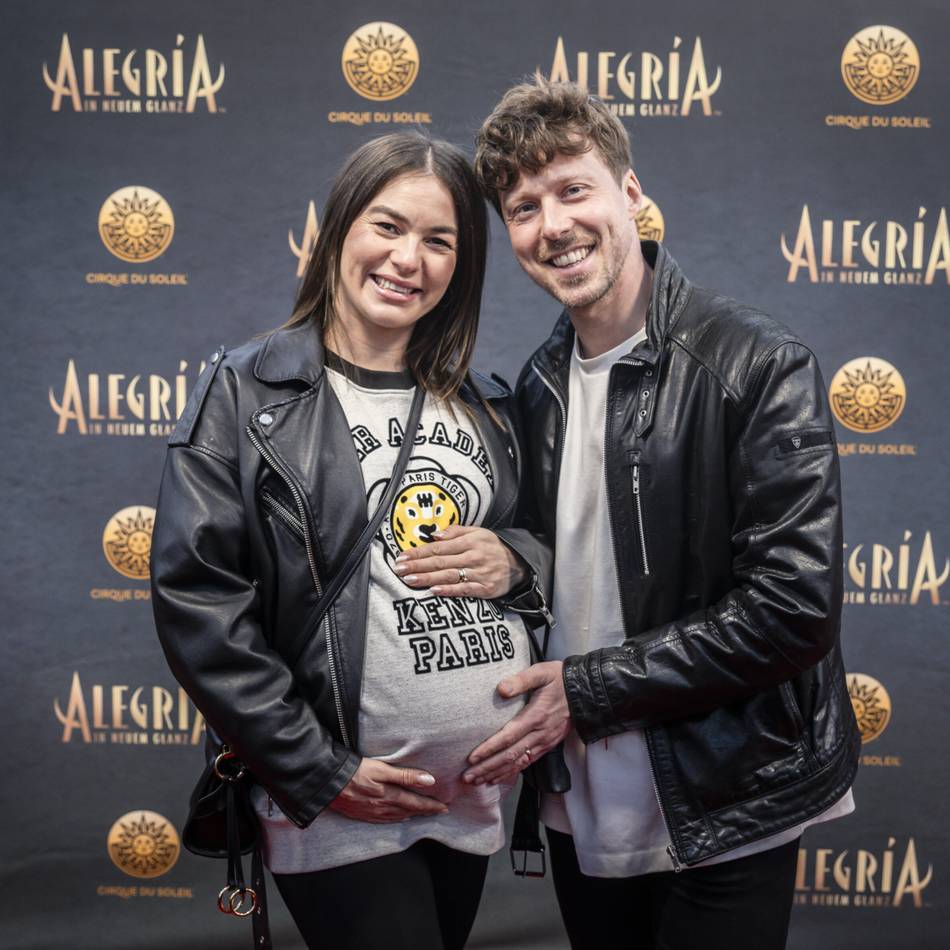 Annette Frier, Renata Lusin und Thomas Brdarić bei „Alegría“: „Cirque du Soleil“-Premiere lockt Promis nach Düsseldorf