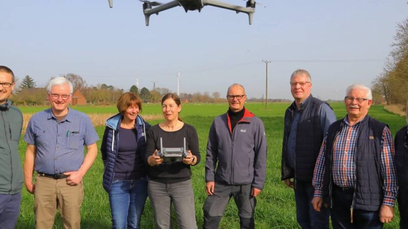 Piloten der OAS Sonsbeck im Kreis Wesel im Einsatz: Mit Drohne und KI zur Rettung des Kiebitz‘