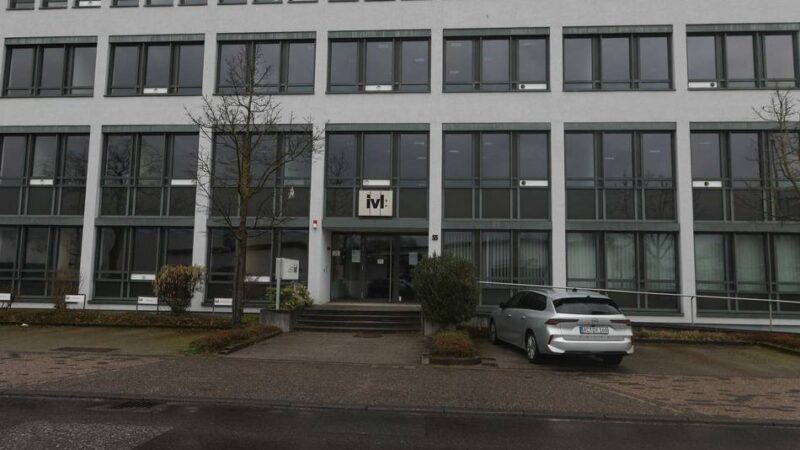 Stadttöchter in Leverkusen: Umzug nach nebenan: EVL wechselt in altes ivl-Gebäude