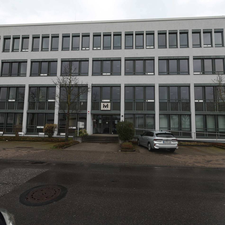 Stadttöchter in Leverkusen: Umzug nach nebenan: EVL wechselt in altes ivl-Gebäude