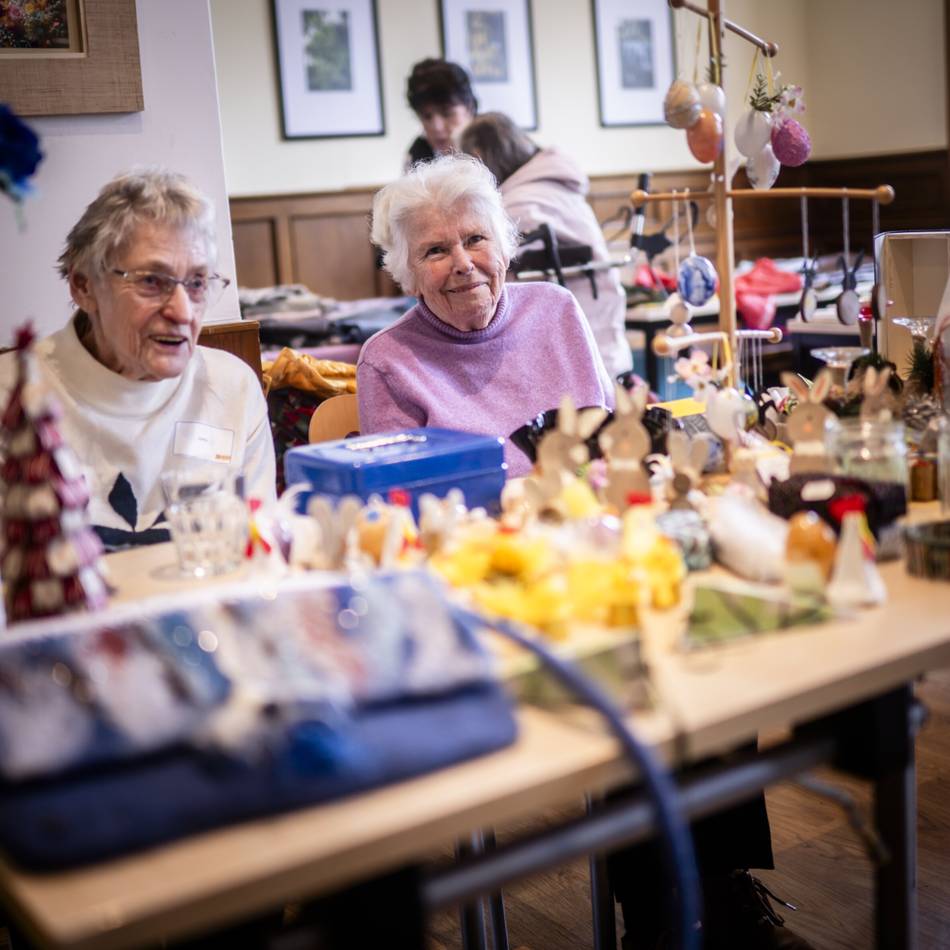 Second Hand in Düsseldorf: Erster Vintage-Markt im Zentrum plus