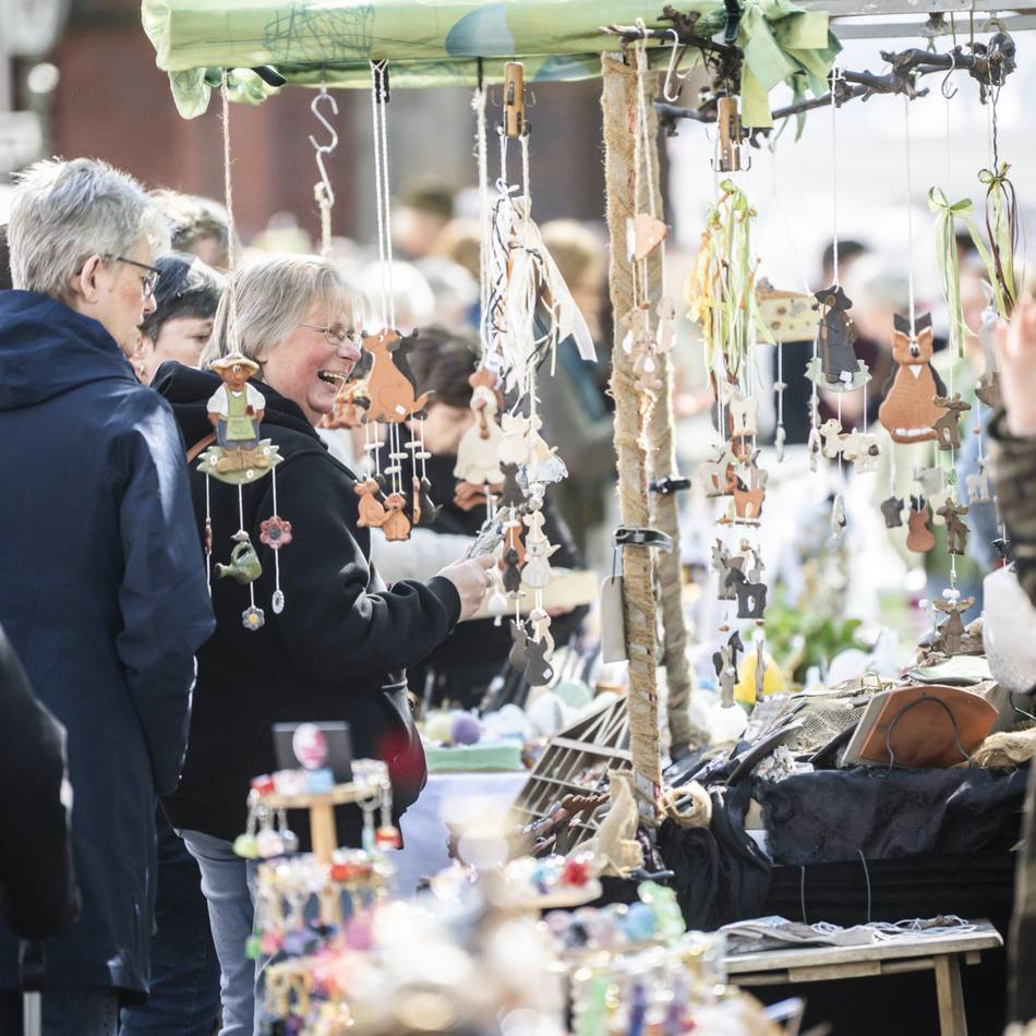 Veranstaltungen in Düsseldorf: Ostermarkt auf dem Gertrudisplatz in Eller