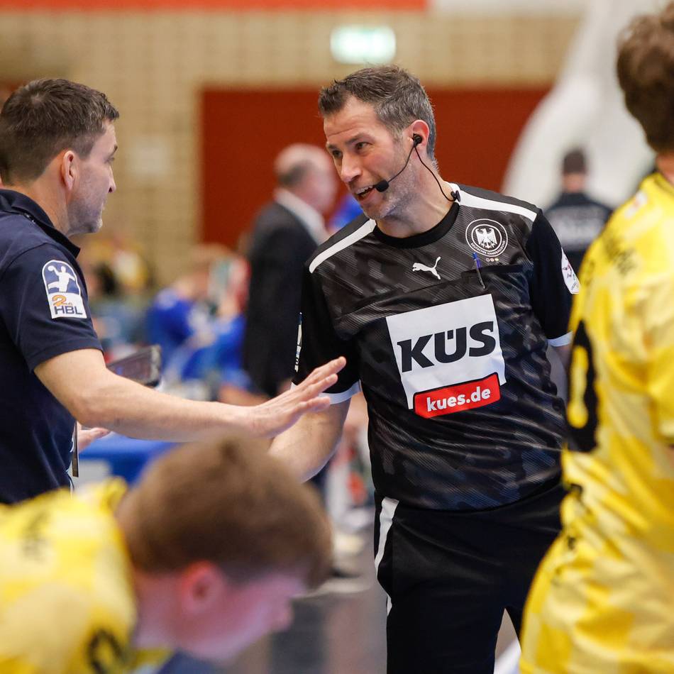 HSG unterliegt knapp in Dessau: „Das nehme ich auf meine Kappe“ – Mark Schmetz erweist seinem Team einen Bärendienst