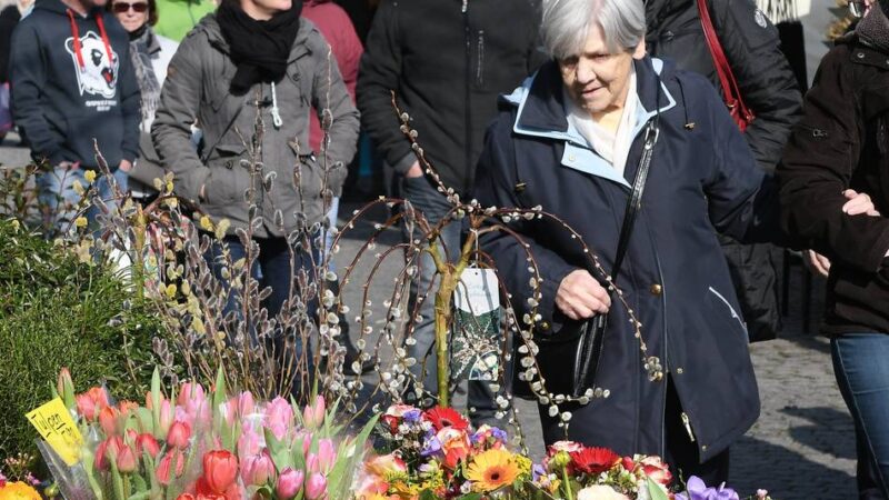 Verkaufsoffener Sonntag in Hückeswagen: Hauptgewinn der Weihnachtsverlosung wird auf Frühlingsfest verlost