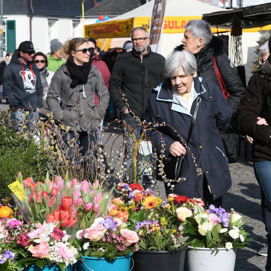 Verkaufsoffener Sonntag in Hückeswagen: Hauptgewinn der Weihnachtsverlosung wird auf Frühlingsfest verlost