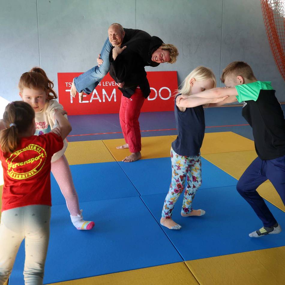 „KölnRheinRuhr“-Sportsday in Leverkusen: Ab auf die Matte für die Olympischen Spiele