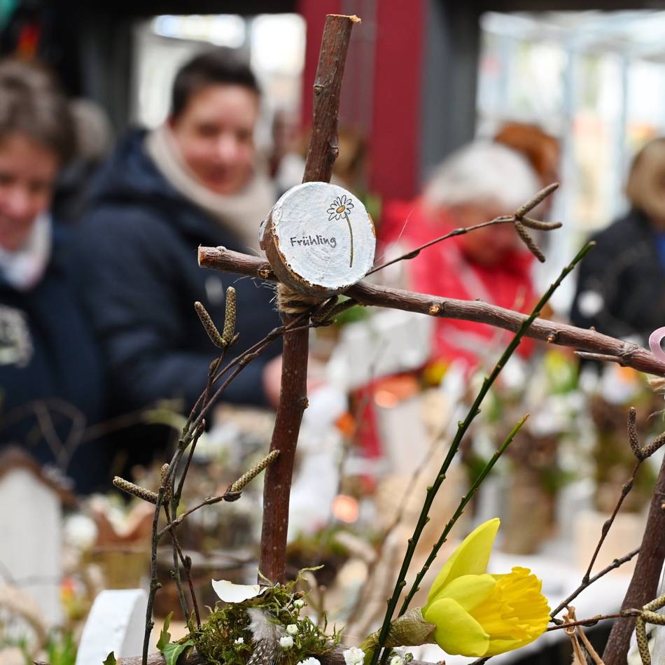 Kreativmarkt in Wermelskirchen: Frühjahrsmarkt gewinnt spürbar an Publikum