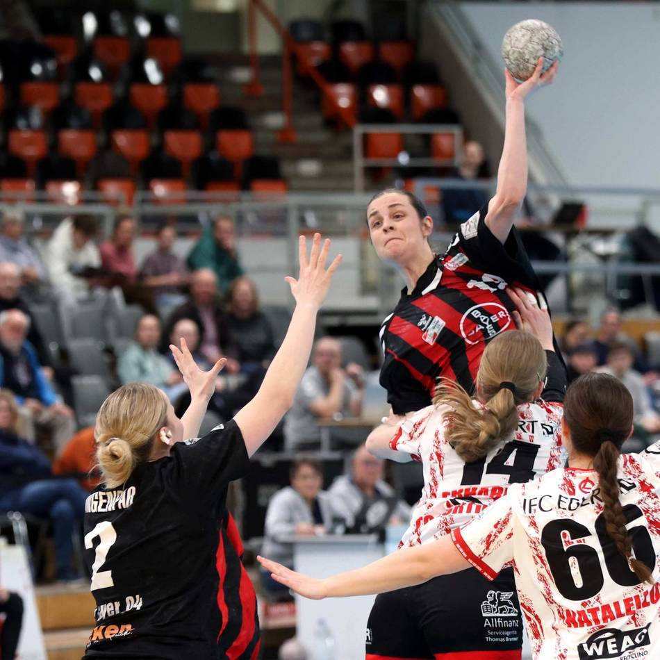 Umkämpftes Duell gegen Tabellenzweiten: Elfen feiern trotz Niederlage den Klassenerhalt