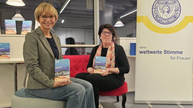 Benefizlesung in Mönchengladbach: Wie eine Biologin die Welt rettete