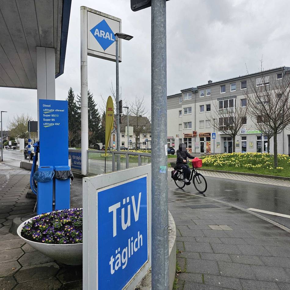 Hohe Sprit- und Heizölpreise in Hilden: „Die Kunden sitzen das jetzt aus“