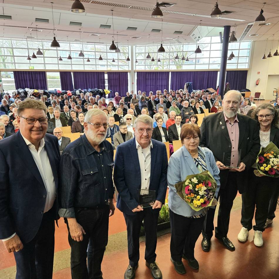 Frühjahrsempfang in Mönchengladbach-Ost: Spice Girls, Bezirkspolitik und Howard Carpendale