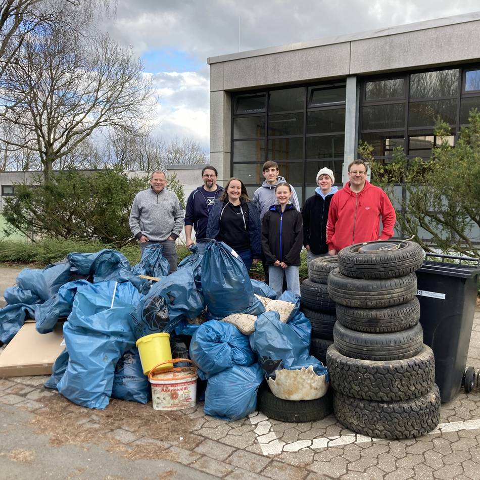 Dreck-weg-Tag in Homberg: Homberger räumen ihren Stadtteil auf