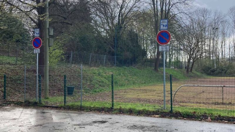 Verkehrssicherheit in Grevenbroich: Elternhaltestelle an Viktoria-Grundschule in Frimmersdorf verlegt