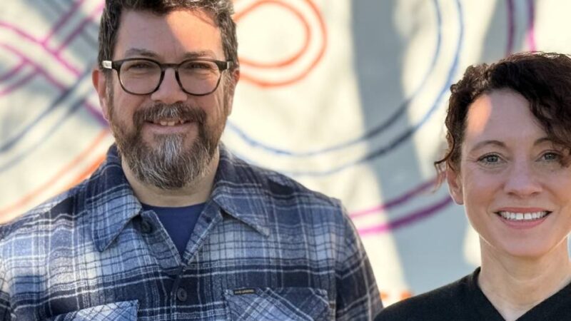 Tafel und Kreide statt iPads: Einzige Waldorfschule im Kreis Kleve setzt auf Handyverbot – und zwar auch für Erwachsene