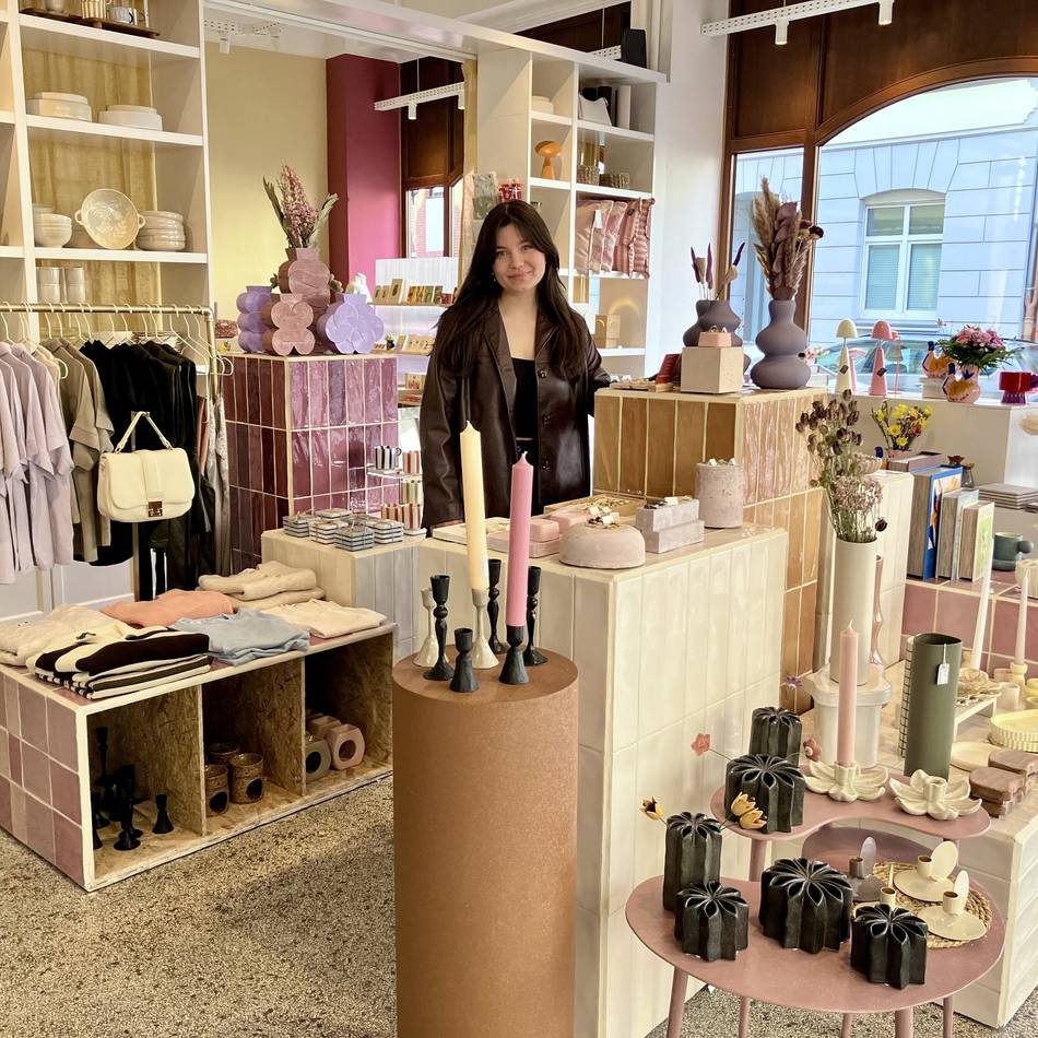 Einkaufen in Düsseldorf: Töpfern oder Keramik bemalen – neuer Concept-Store mit Raum für Kreatives