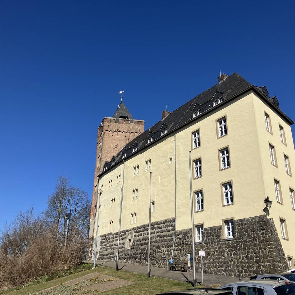 Vorwürfe gegen Mann aus Emmerich (44): Emmericher wegen sexuellen Missbrauchs von Kindern vor Gericht