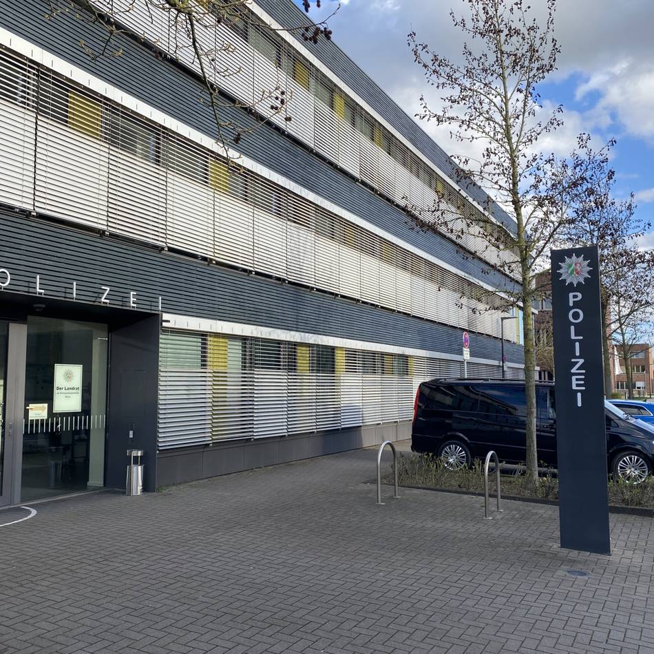 Unglaubliche Geschichte aus Geldern: Keine gute Idee – betrunkener Schutzengel fährt Betrunkenen zur Polizei