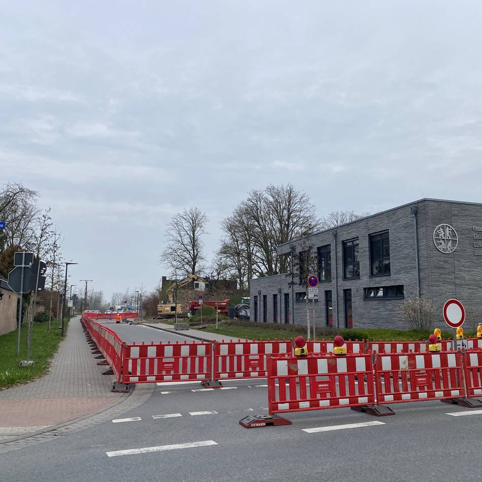 Wohngebiet in Geldern: Zufahrt zum Nierspark wegen Baustelle gesperrt