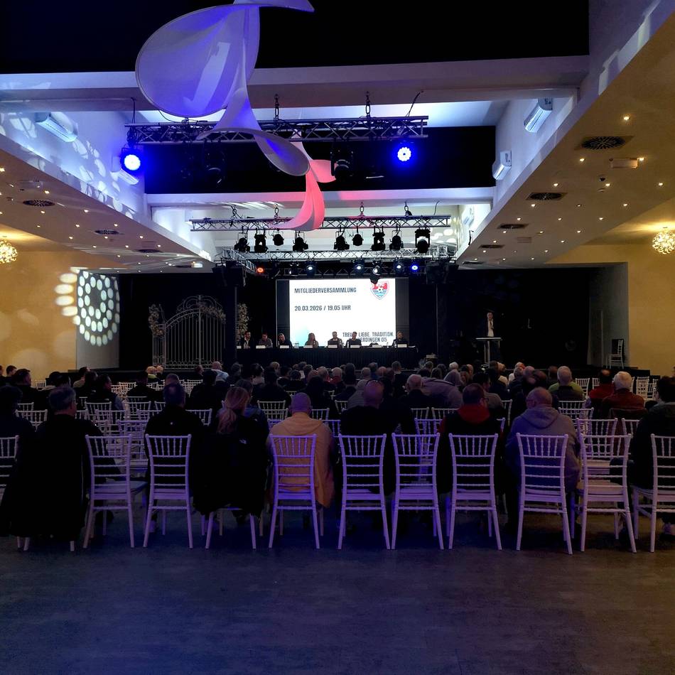 Neuer Ehrenrat, neuer Verwaltungsrat, neue Euphorie: „Krefeld braucht den KFC Uerdingen“ – so lief die Mitgliederversammlung