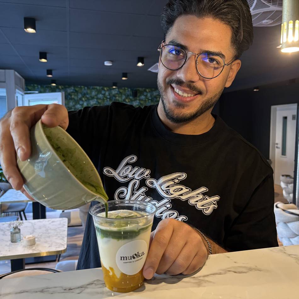 Trendgetränk Matcha-Tee in Mönchengladbach: Das Café Muska soll der Start für eine neue Kette werden