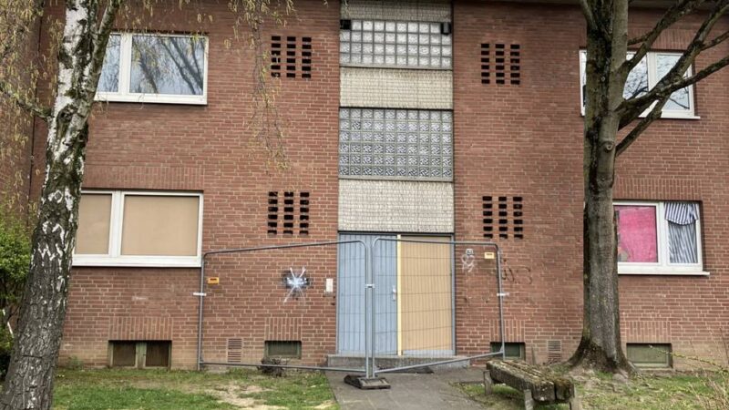 Obdachlosenunterkunft in Meerbusch: Bewohner müssen nach Explosion weiter auf Rückkehr warten