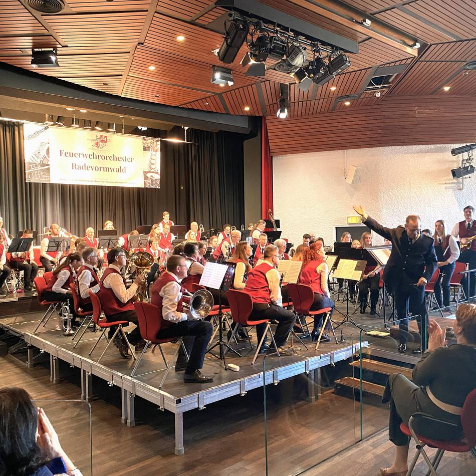 Feuerwehrorchester in Radevormwald: Musiker geben den Auftakt zum Frühling
