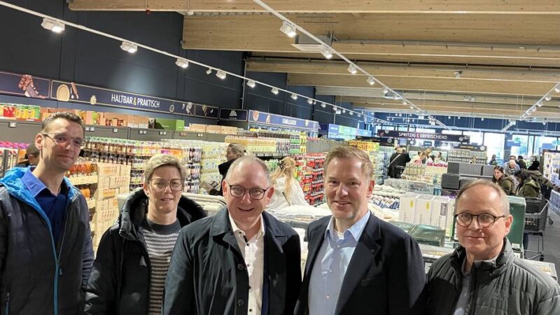 Neuer Aldi-Markt in Rees eröffnet: Keine Filiale von der Stange