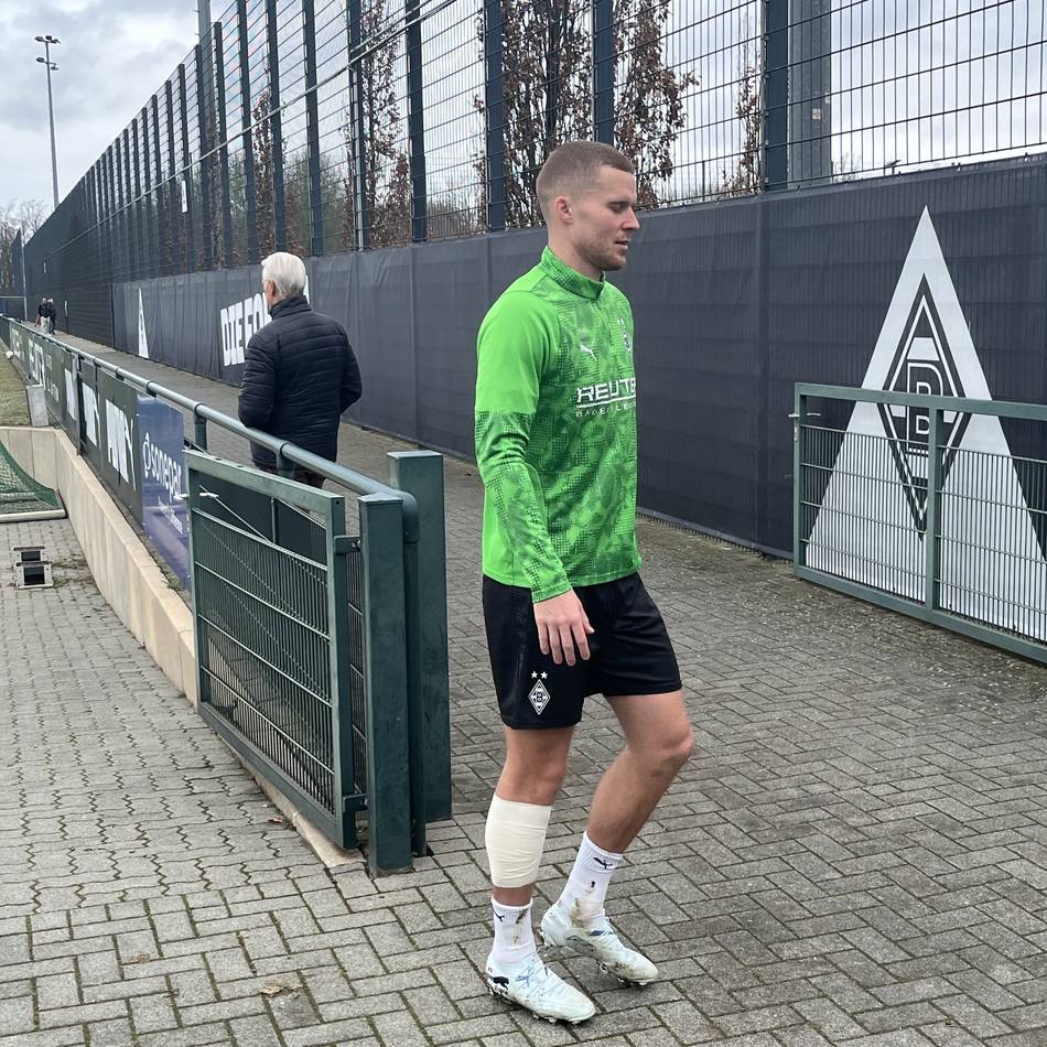 „Es ist eine unglückliche Stelle“: Polanskis Geburtstagswunsch und ein Elvedi-Schreck